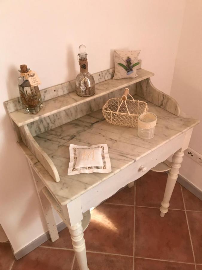 Bastide Campagne Canal Cucuron Ngoại thất bức ảnh