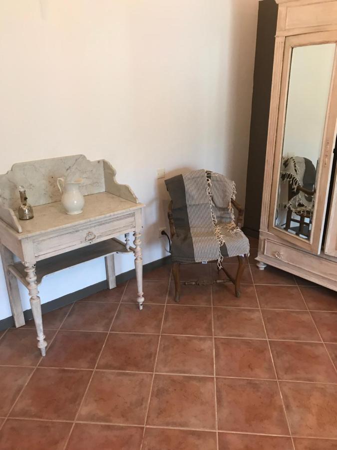 Bastide Campagne Canal Cucuron Ngoại thất bức ảnh