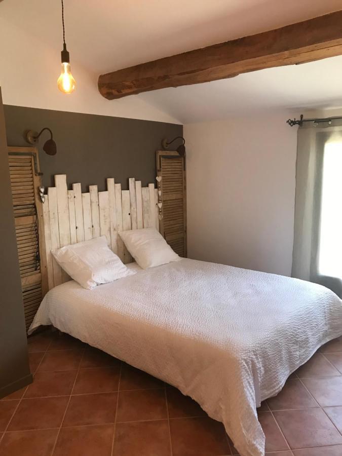 Bastide Campagne Canal Cucuron Ngoại thất bức ảnh